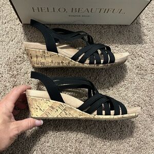 Life Stride Women's Black Sandals